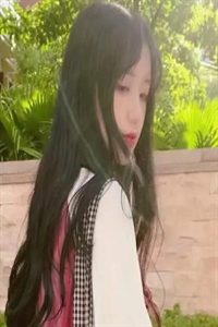 一男一女曰批动态图片