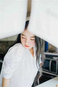 我的美艳小姨