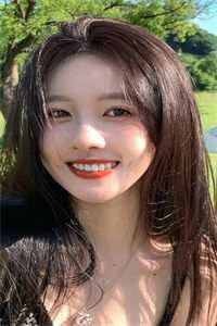 乡村老妇的菊眼