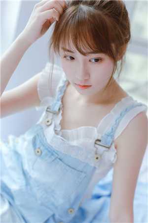 少女一线天鲍图片