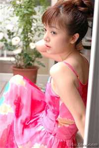 我要吃你的奶小妖精