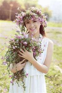美女的尿囗