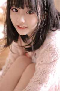挠动漫美女脚心