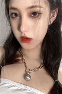 美女老师诱惑小说