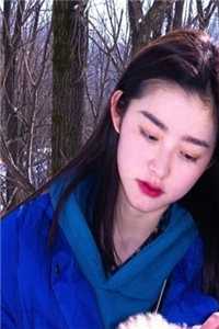 美女露胸和尿口的视频动态图
