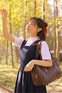 肚兜美女侍寝