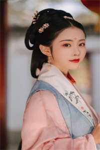 动漫美女搞机