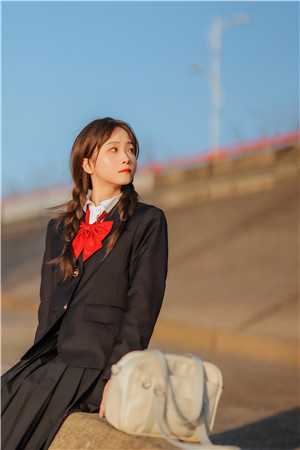 女人尿急的图片欣赏