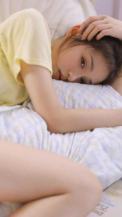 老色歌26uuu四月停香