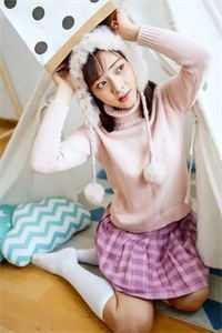女子扒开腿让男生桶爽